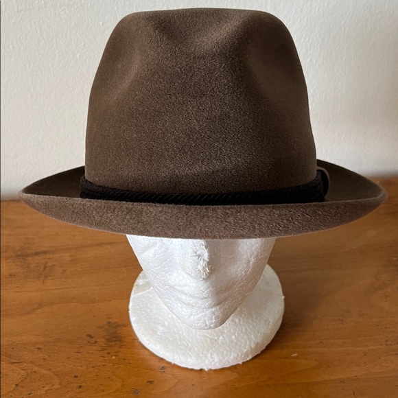 Vintage Dobbs Fifth Avenue NY Men's Fedora Famous Barr St Louis Mo Size 7-1/4